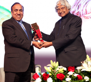 Dr. Ravi Pillai