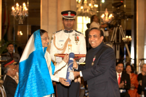 Dr. Ravi Pillai